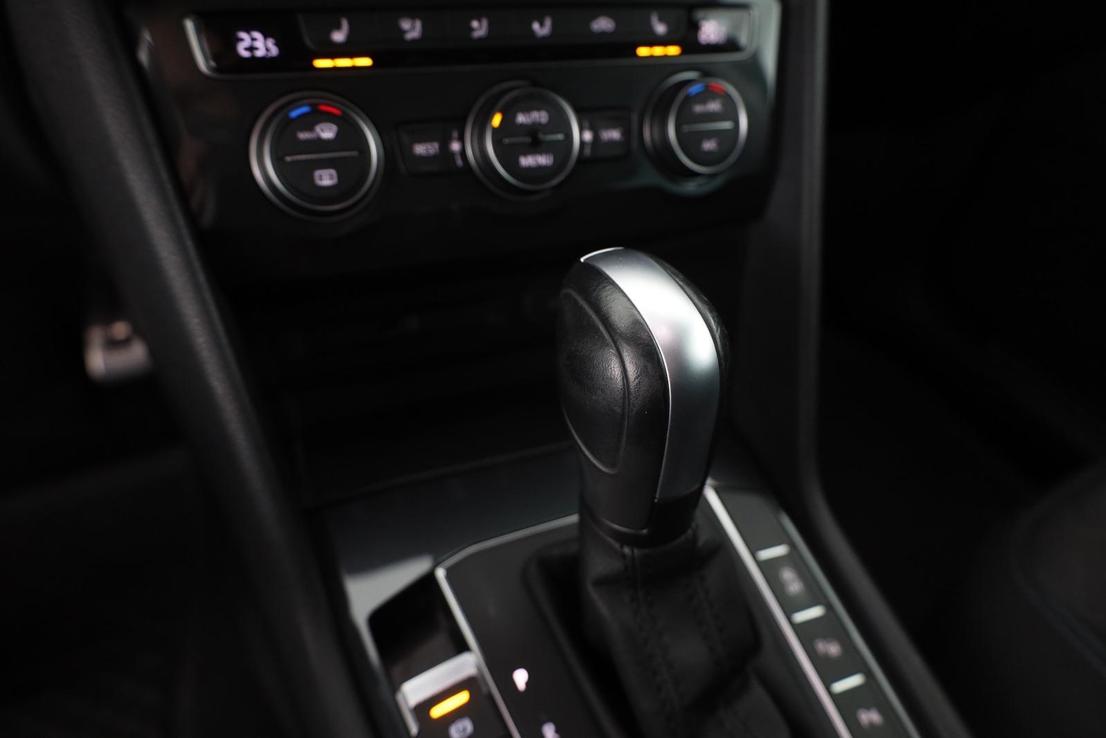 Volkswagen Tiguan 1.5 TSI DSG R-Line LED Navi Kamera AHK, миниатюра 13