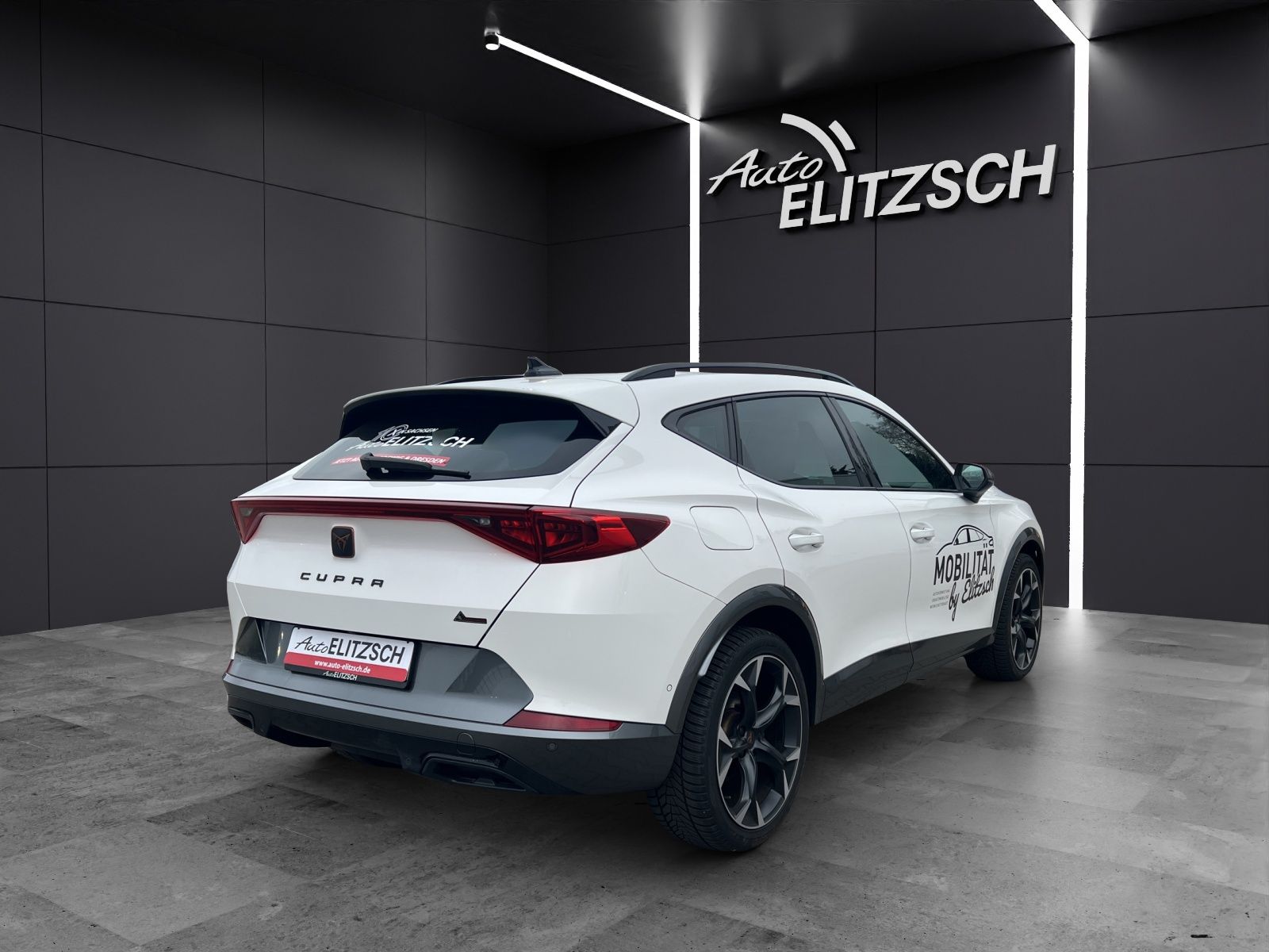 Fahrzeugabbildung CUPRA Formentor TSI DSG 4Drive LED Navi Pano AID ACC R