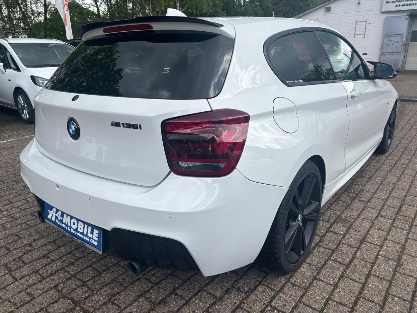 BMW M135i xDrive Automatique 320ch - Bi-xénon - Keyless - 4x4 - Non fumeur