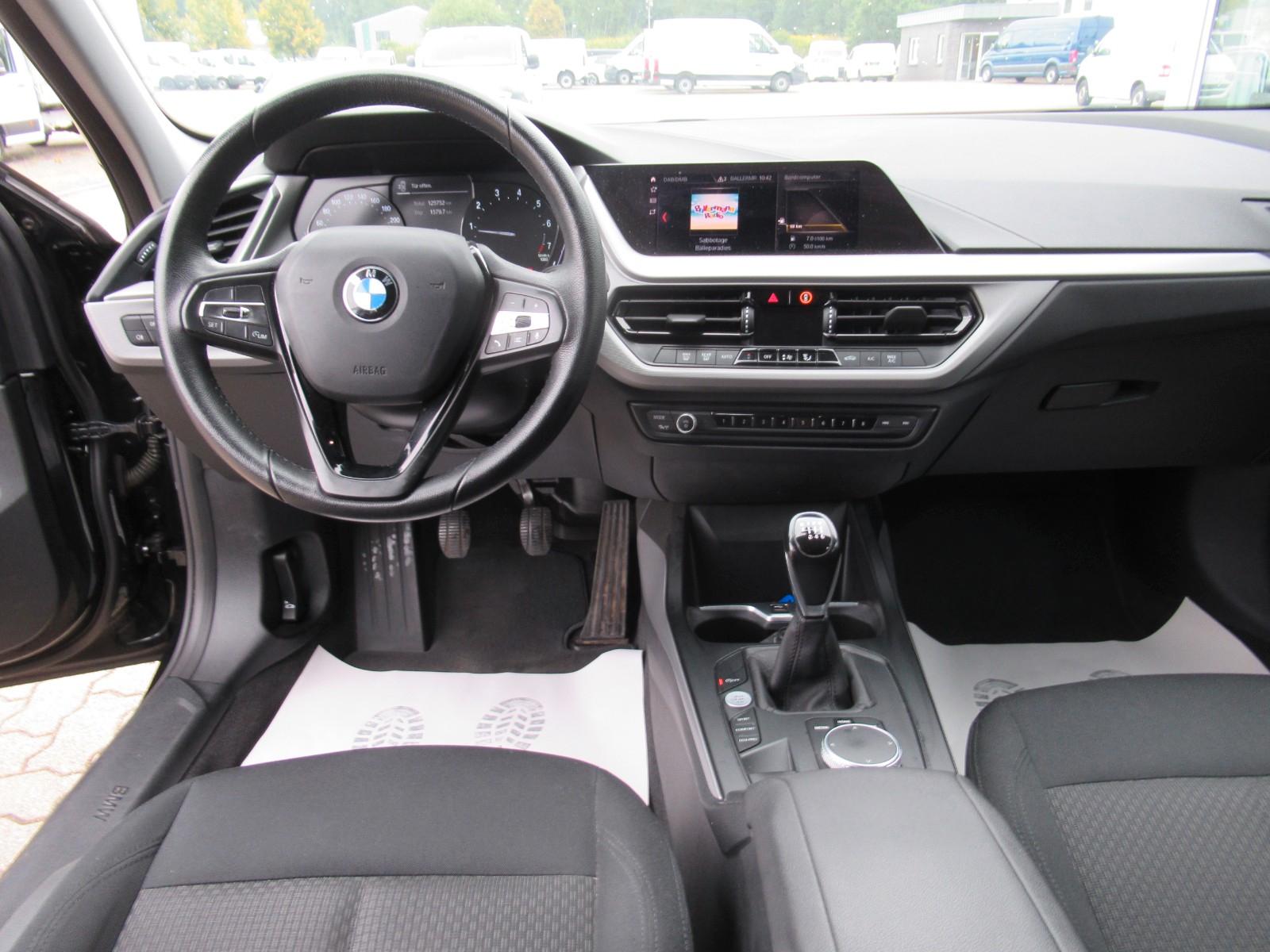 BMW 116 1 Limousine 116 i, миниатюра 13