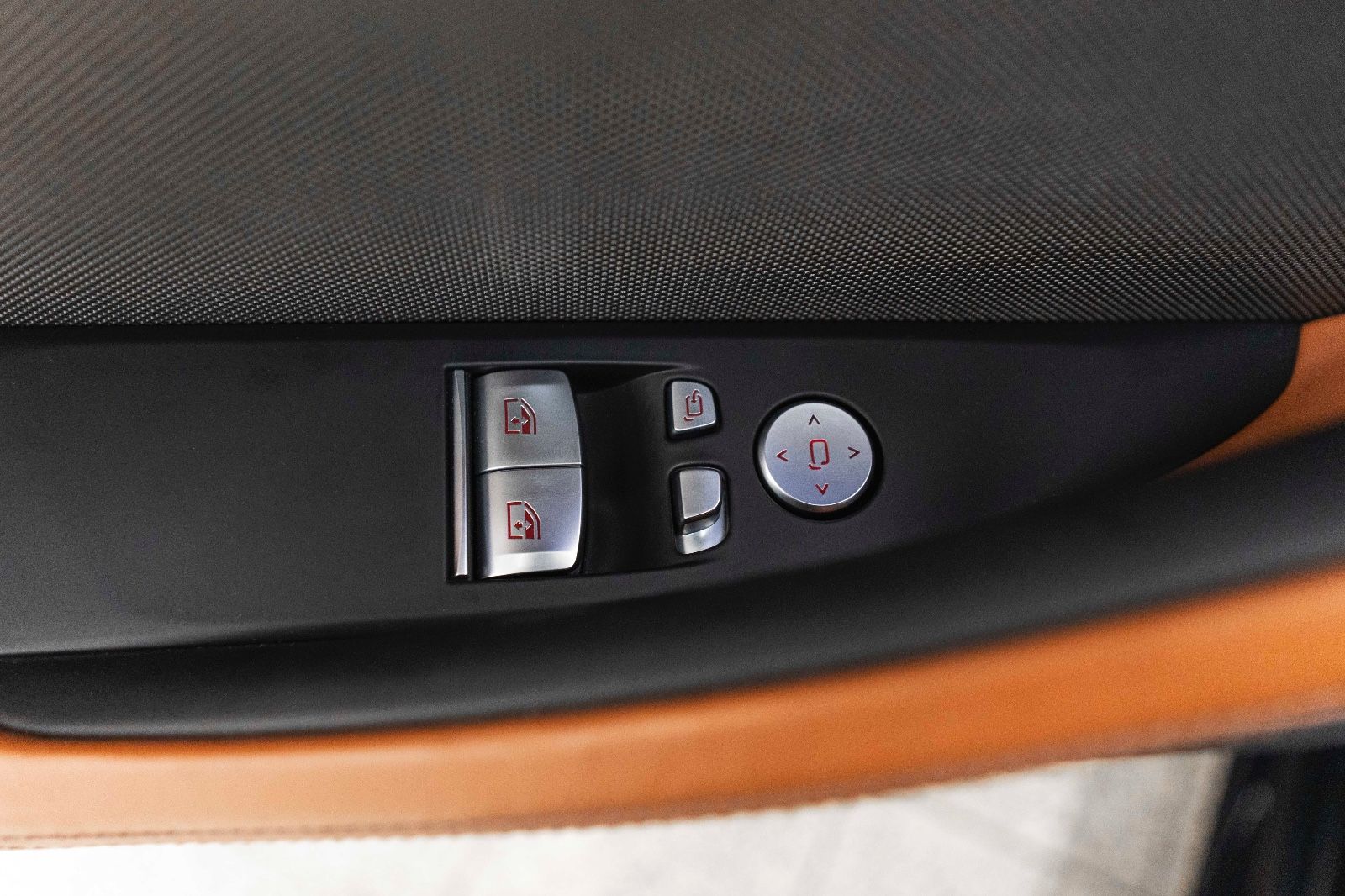 Fahrzeugabbildung BMW M850i xDrive Coupe HUD H&K 360° LASER INDIVIDUAL