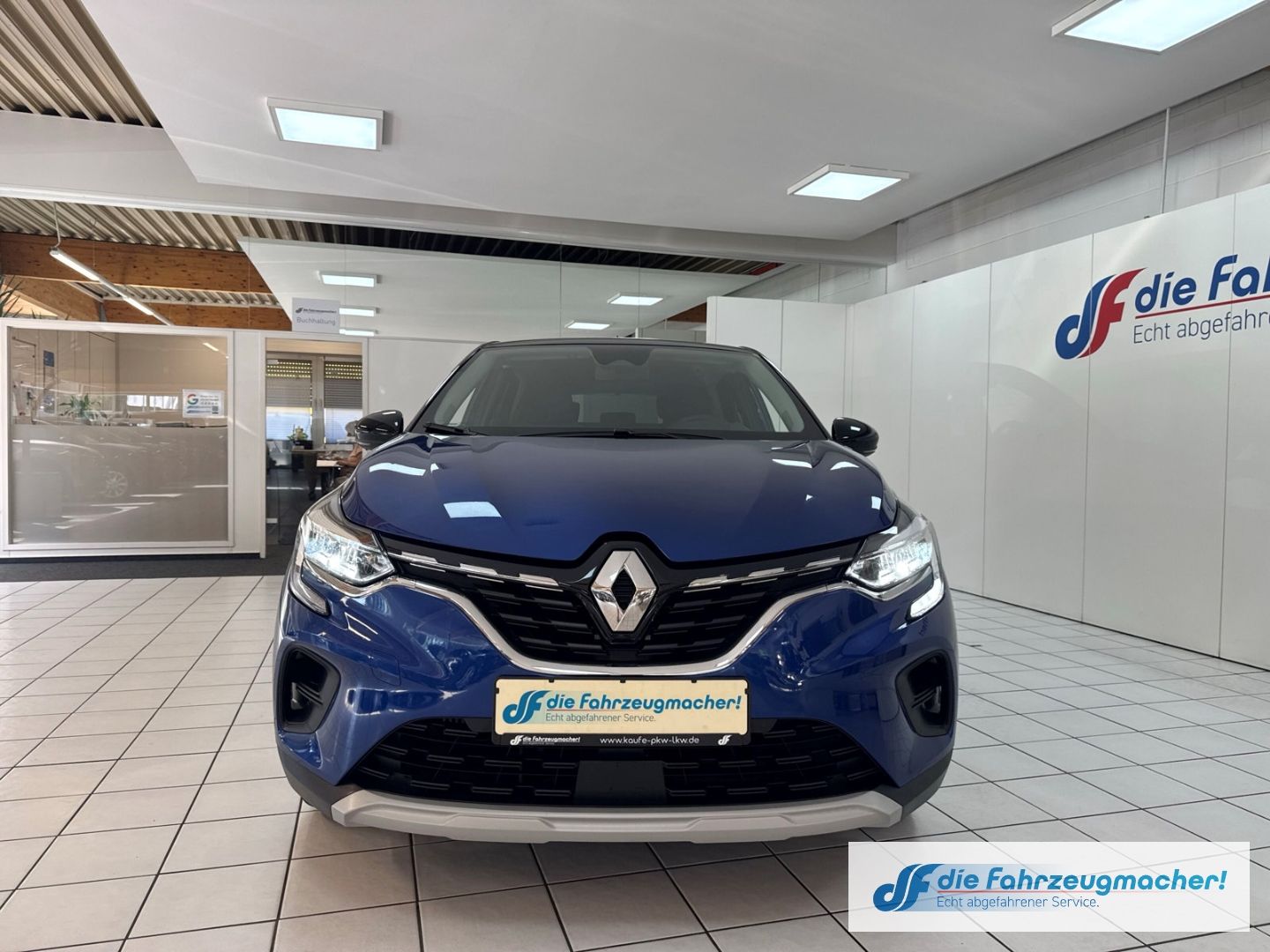Fahrzeugabbildung Renault Captur II Experience LED ACC Fahrerprofil DAB SH