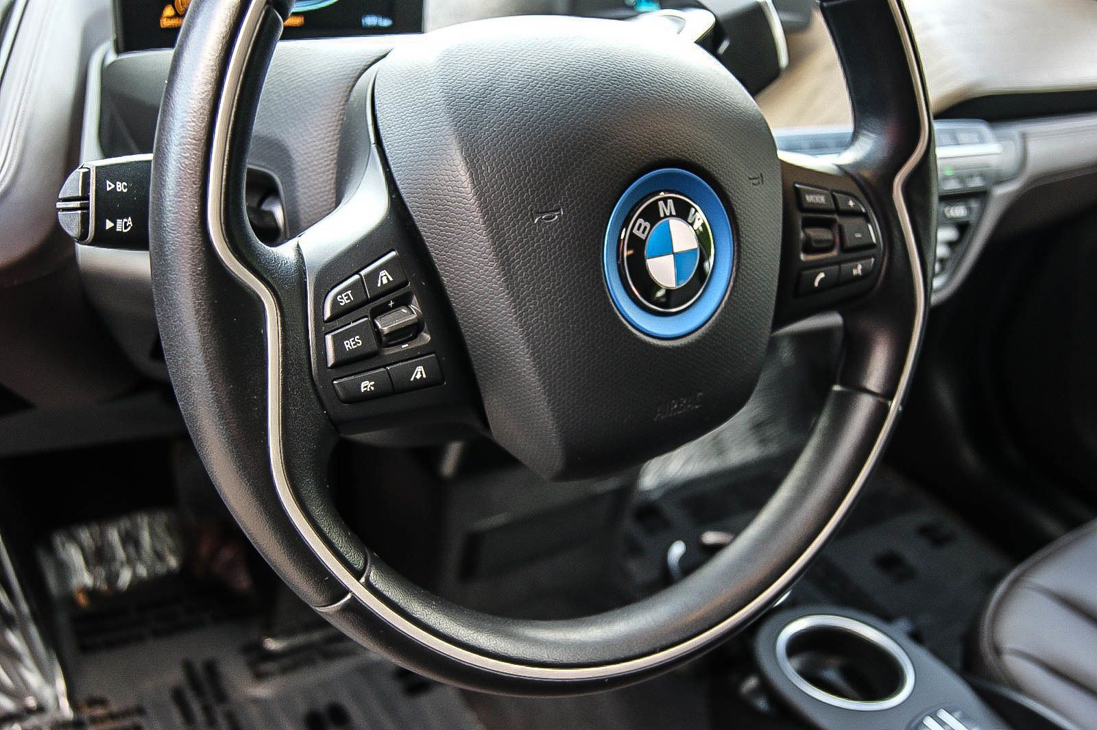Fahrzeugabbildung BMW i3 s Edition Unique Forever HARMAN-KARDON KEYLES