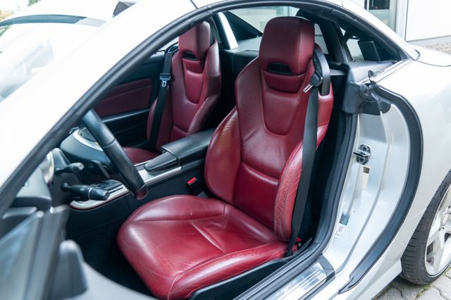Mercedes-Benz SLK 350 BlueEfficiency/ AIRSCARF/ H&K/ PANO