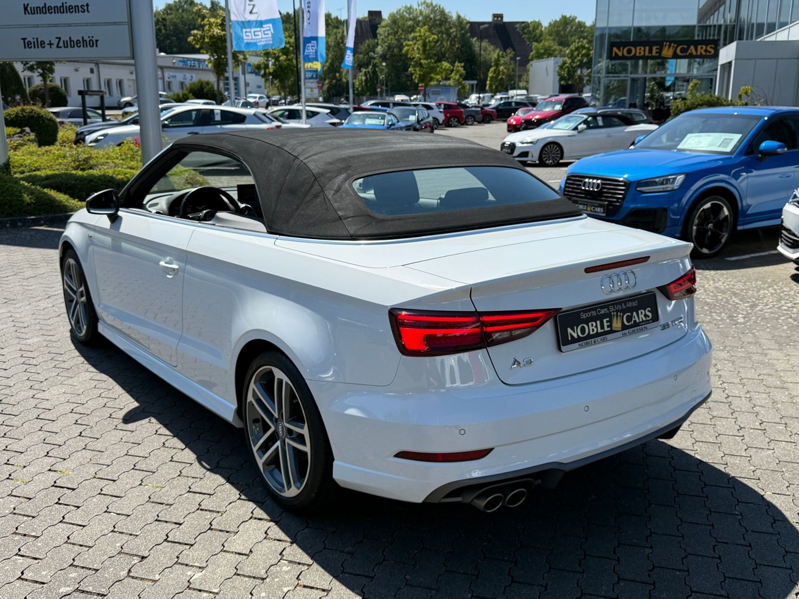 Fahrzeugabbildung Audi A3 Cabriolet S line 35 TFSI KAM LED NAVI