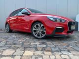 Hyundai i30 N LINE CAR PLAY SITZ-LENKRAD-HZG SCHECKHEFT - Hyundai i30: Rot