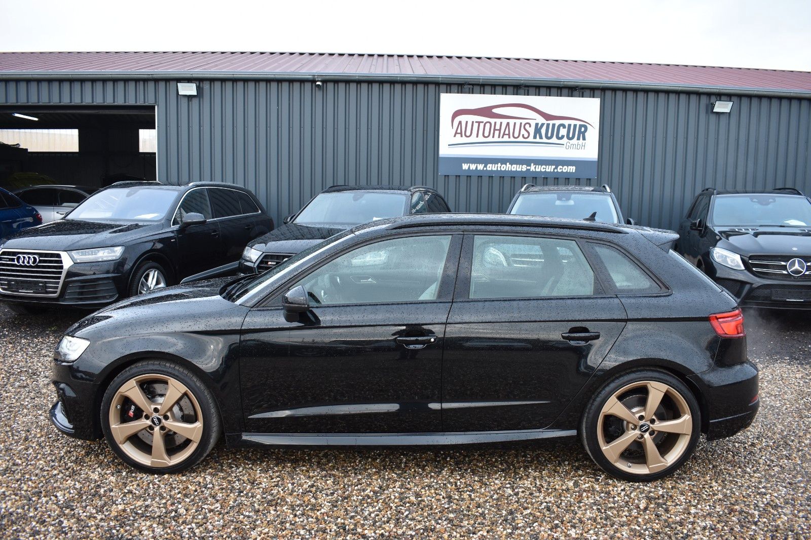 Fahrzeugabbildung Audi RS3 Sportback 2.5 TFSI quattro Keyles RS sitze