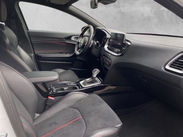 Fahrzeugabbildung Kia ProCeed GT 1.6 T-GDI *PANORAMADACH*KOMFORT-PAKET