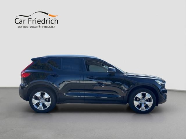 Volvo XC40 Momentum D3 2WD Autom. SSD AHK*