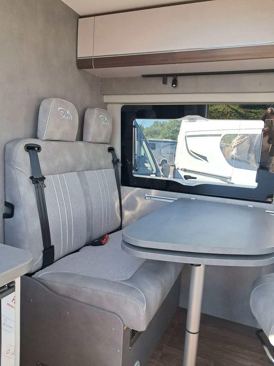Fahrzeugabbildung Pössl Summit Shine 600 Citroen 140 PS Lithium,Solar