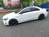 Mercedes-Benz CLA 200 URBAN Nightpaket, PANO SD, PARKASSISTENT - Mercedes-Benz CLA 200: Limousine