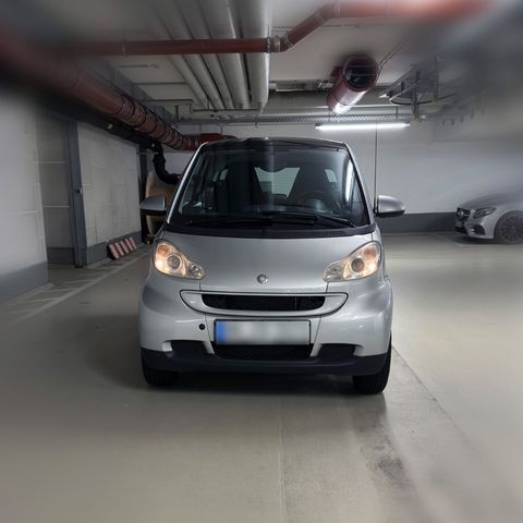 Smart Fortwo Coupe (2007) - Kompakt, gepfl...