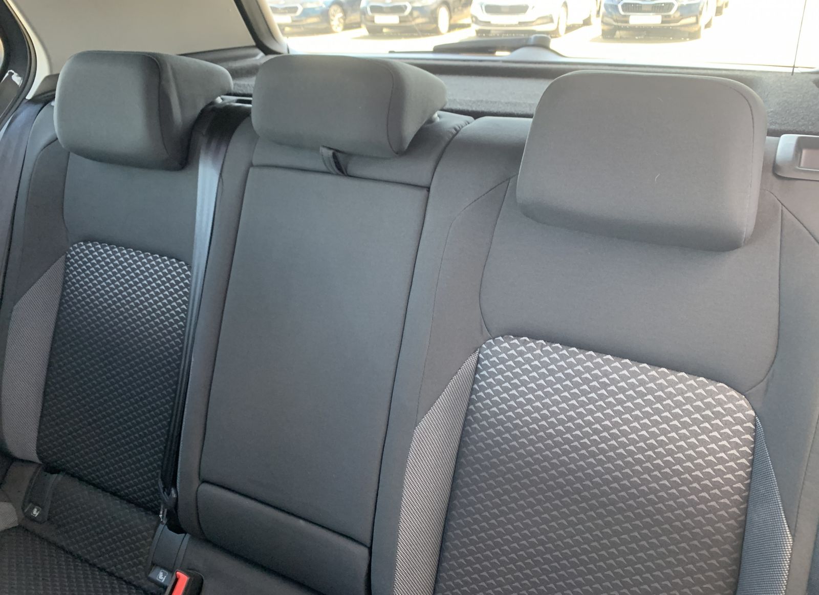 Fahrzeugabbildung Volkswagen Golf 2.0 TDI*LED-Plus*Cam*AHK*ACC*Navi*