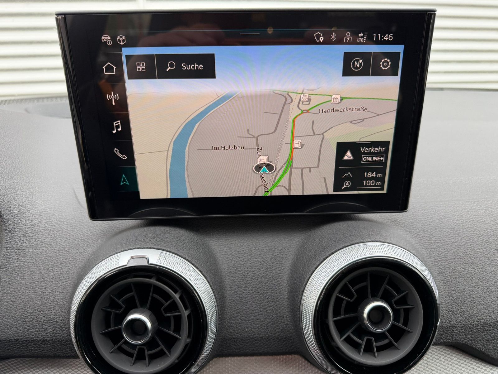 Fahrzeugabbildung Audi Q2 35 TFSI S line Navi SHZ