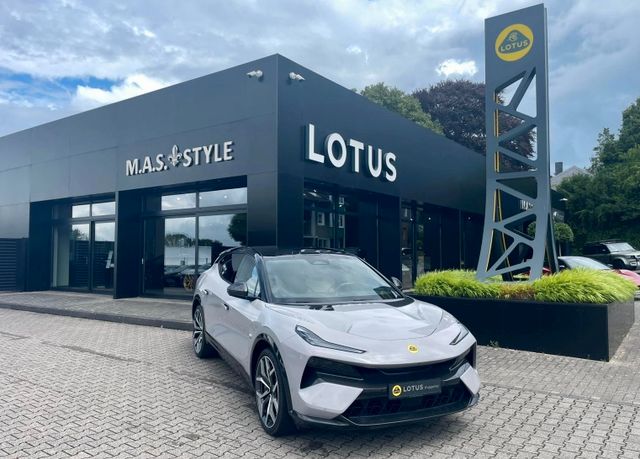 Fahrzeugabbildung Lotus Eletre R KEF Voll Carbon Gold innen
