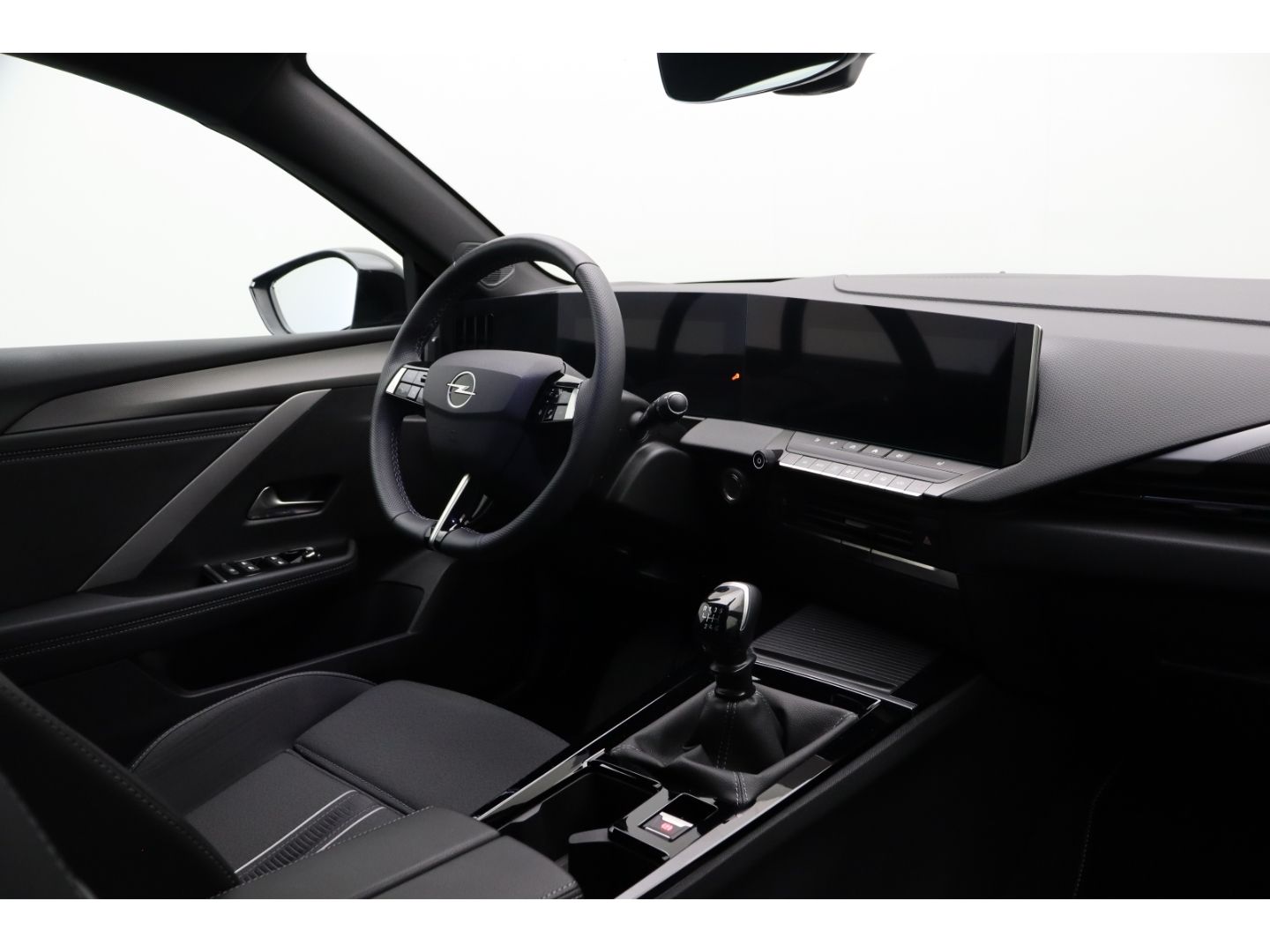 Fahrzeugabbildung Opel Astra L Sports Tourer GS Kamera ACC SHZ