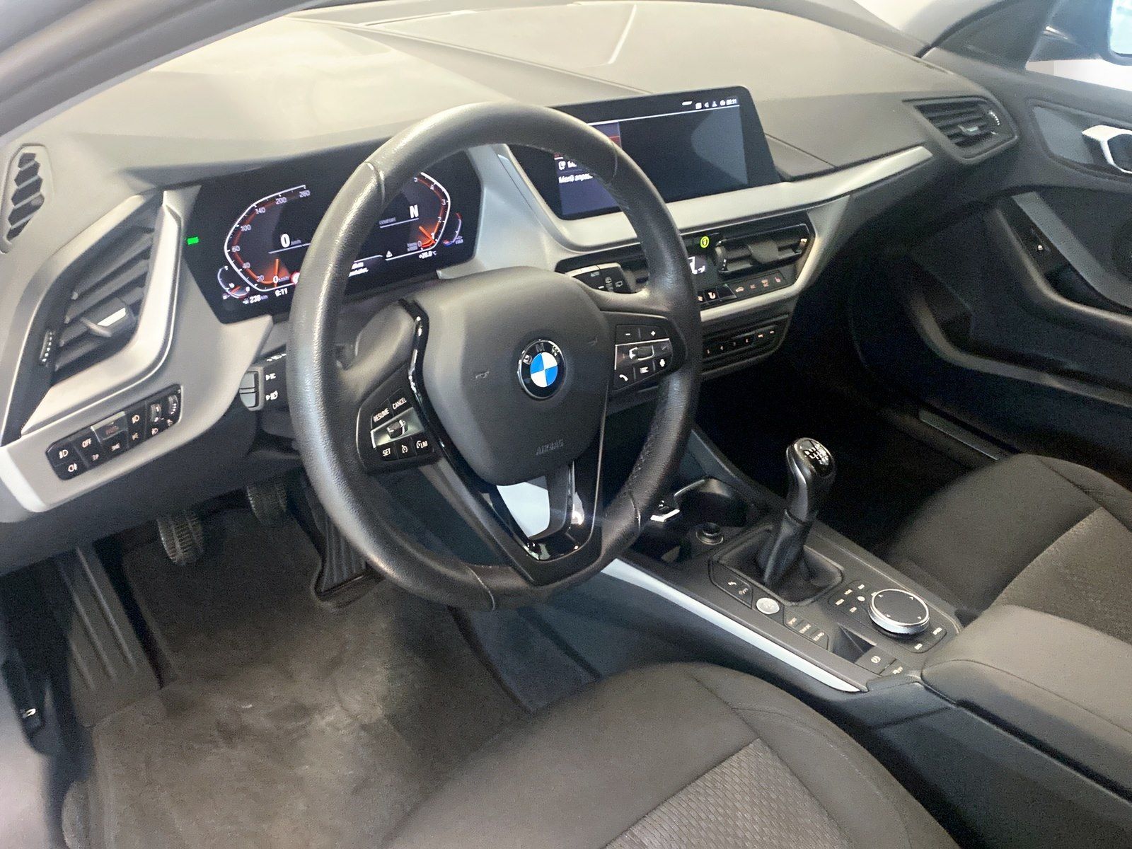 BMW 118i LiveCockpitProf PDC LED Sitzheizung foto 4