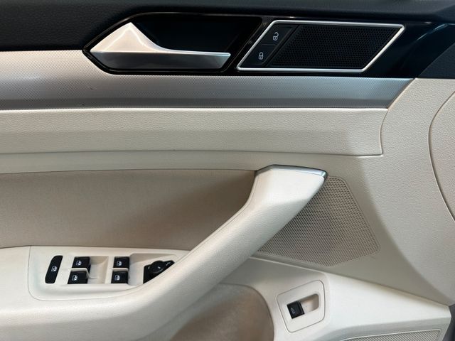 MYAUTOCENTER – Gebraucht- und Jahreswagen mit Werkstattservice in Pfaffenhofen Volkswagen Passat Variant Comfortline *Navi*AHK*Kamera*