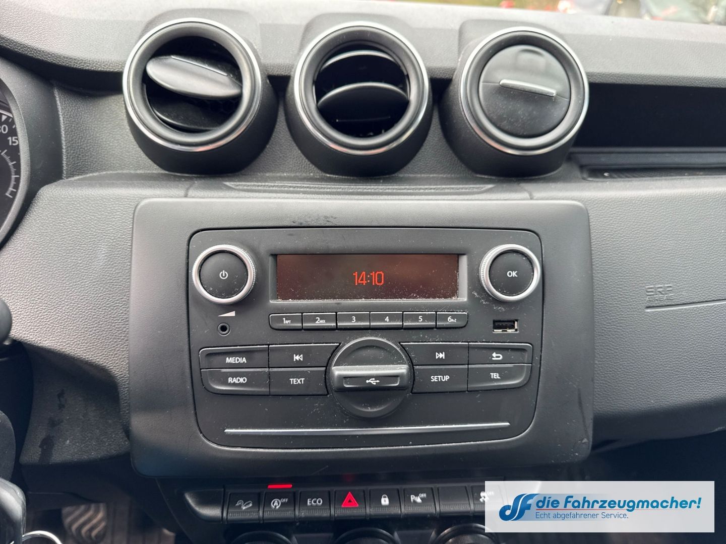 Fahrzeugabbildung Dacia Duster II Comfort 4WD 1.5 BLUE dCi *GETRIEBESCHA