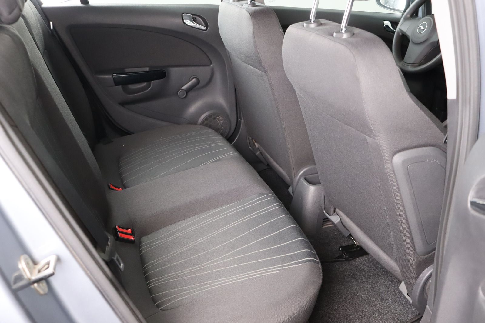 Fahrzeugabbildung Opel Corsa 1.2 16V Klima * wenig km