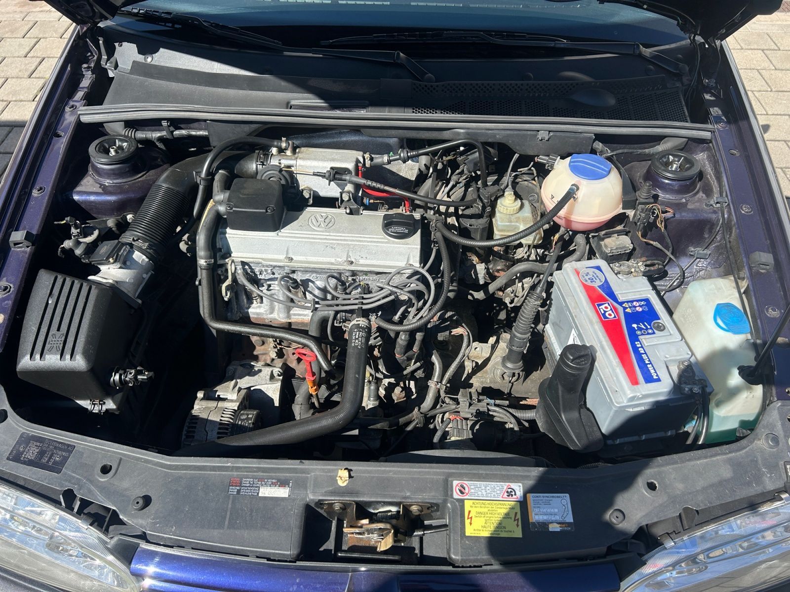 Fahrzeugabbildung Volkswagen Golf 2.0 GTI TÜV 04/2027 H-Kennz. TOP GEPFLEGT