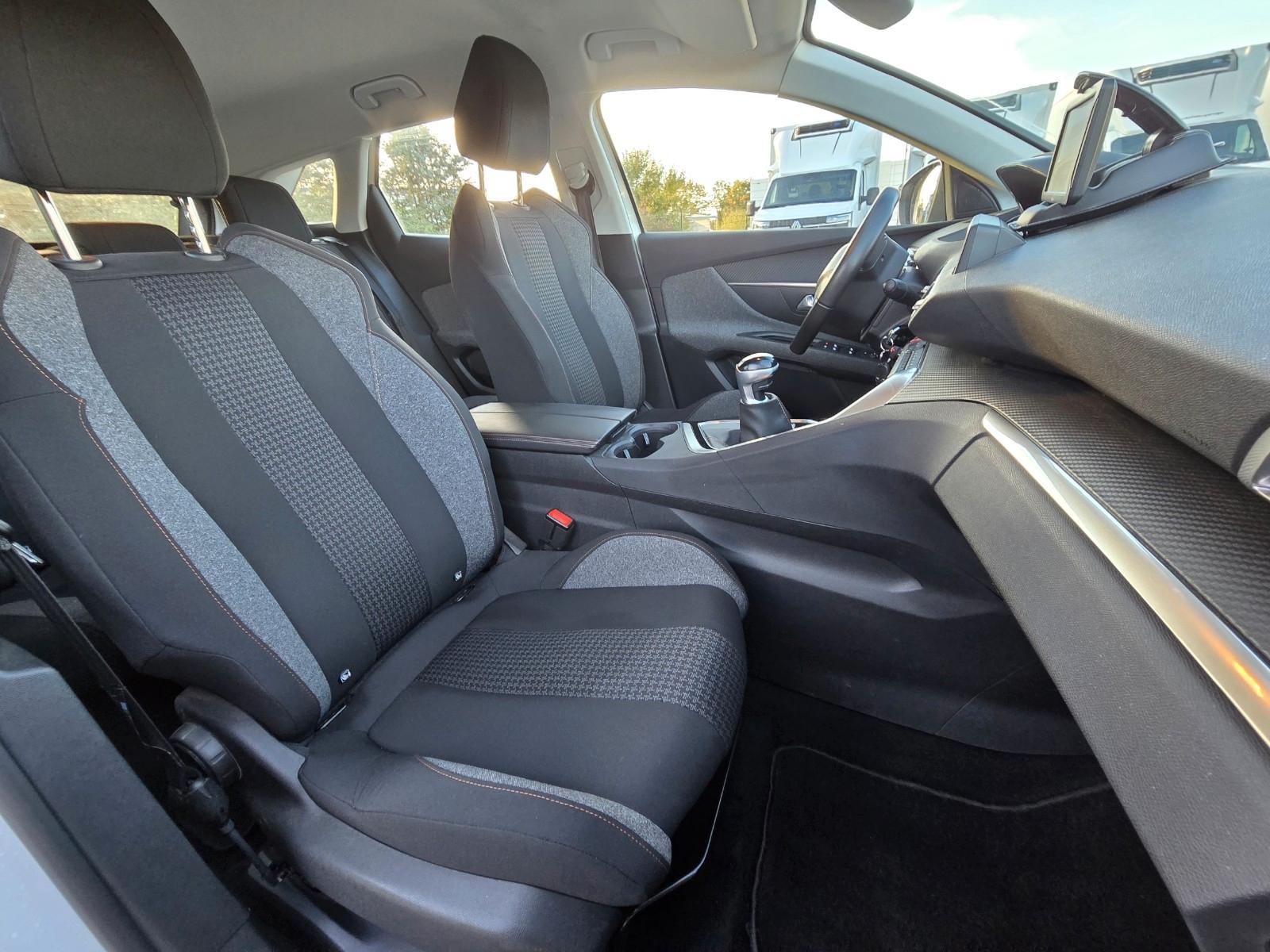 Peugeot 3008 PureTech Access