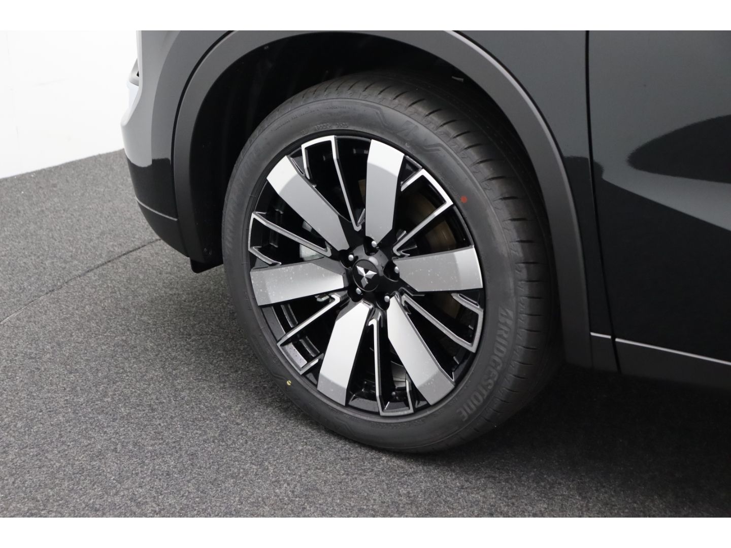 Fahrzeugabbildung Mitsubishi Plug-in Hybrid Outlander Select 2,4l PHEV  ACC