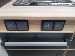 Chausson 720 TitaniumLine, Automatik, Arctic, Modell 2026