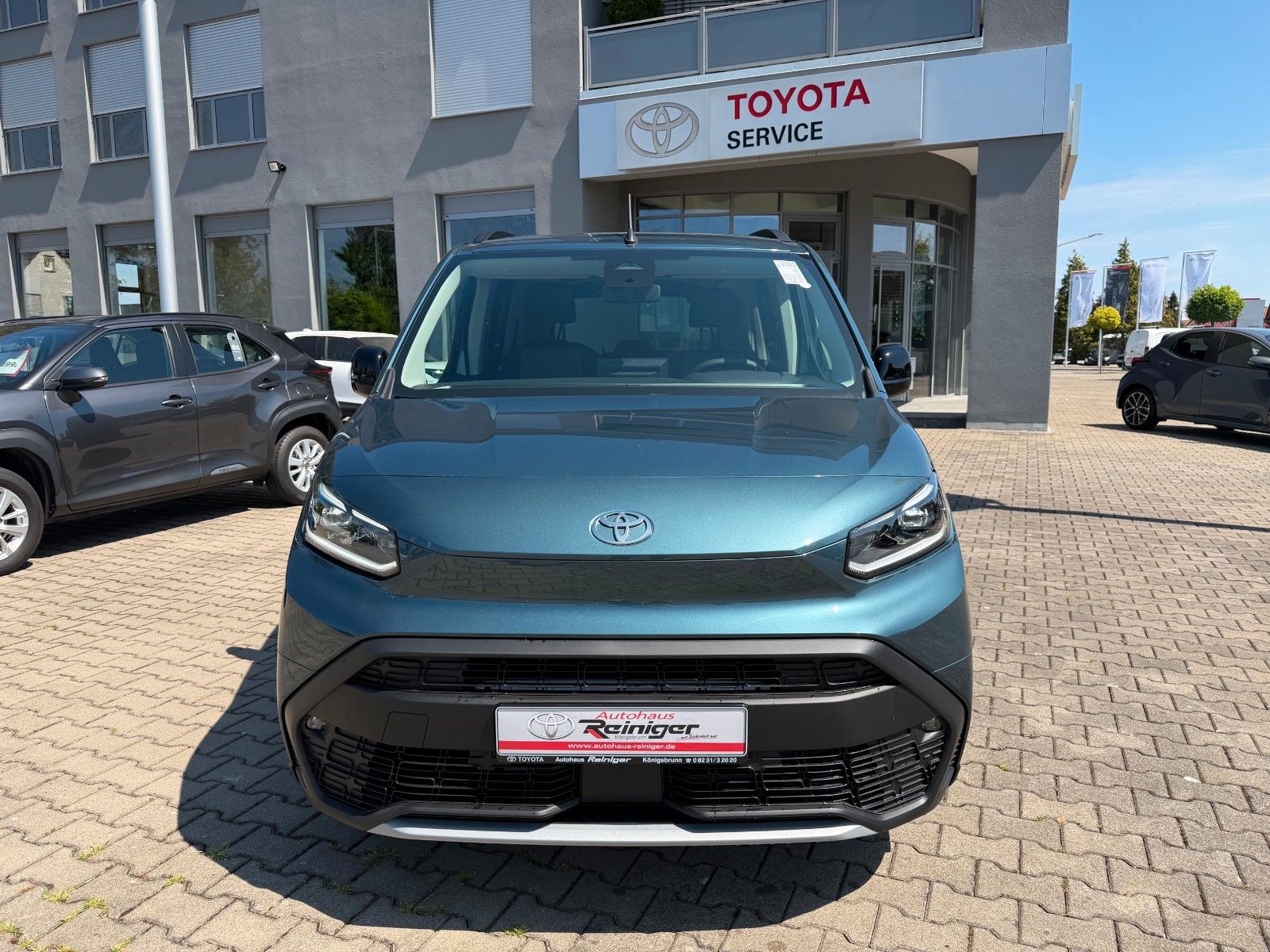 Toyota PROACE CITY Verso 1,5 D-4D TeamD L2 7-Sitzer imagem 3
