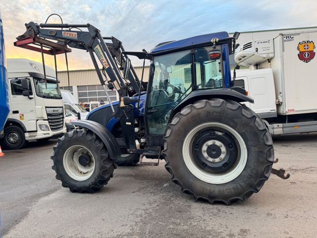 Valtra A 95 N   Frontheber