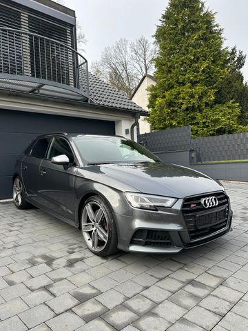 Audi S3 Sportback 2.0 TFSI quattro