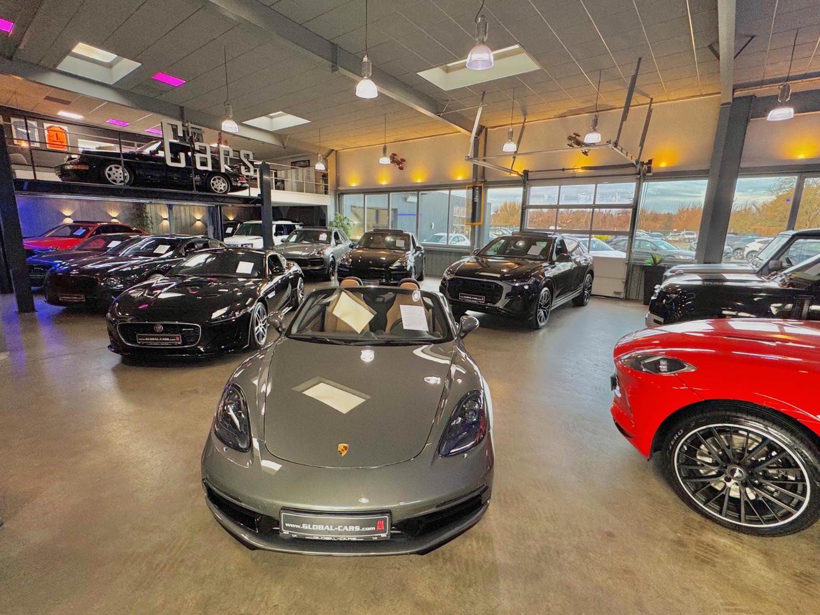 showroom-image-bottom