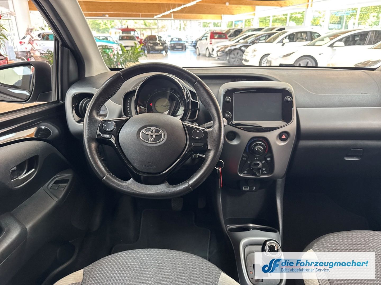 Fahrzeugabbildung Toyota Aygo X-Play Team D 1.0 EU6d-T Apple CarPlay Andr