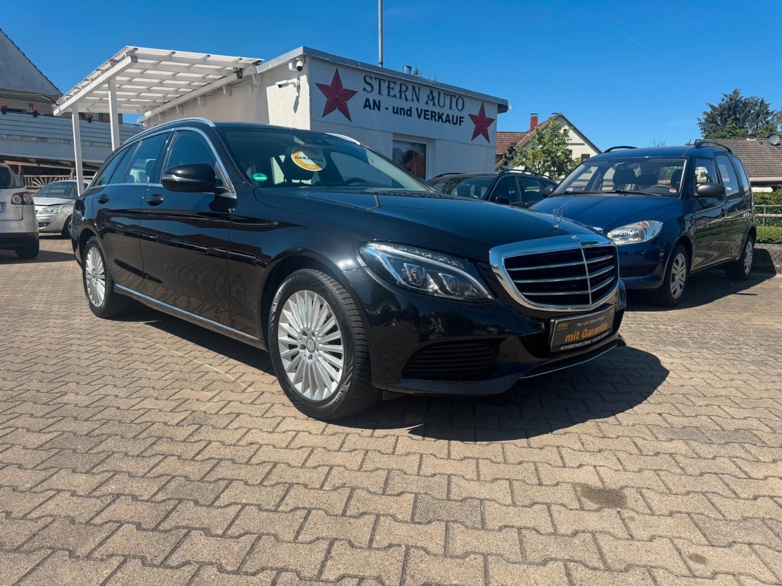 MERCEDES-BENZ C 220