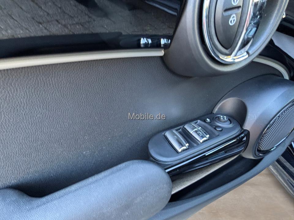 MINI John Cooper Works Cabrio