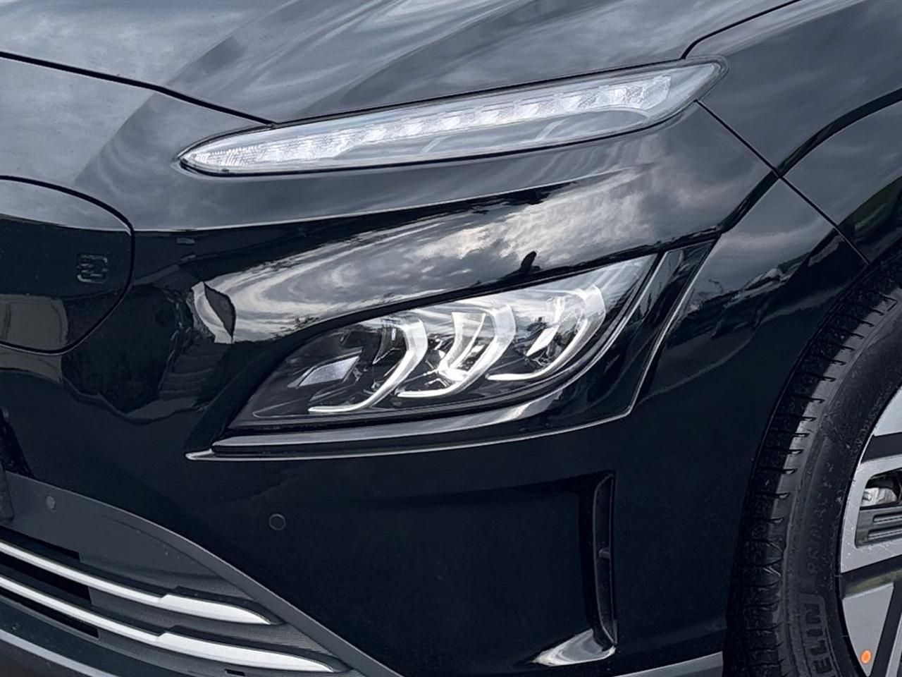 Fahrzeugabbildung Hyundai KONA PRIME *LEDER*HEADUP*NAVI*KRELL*SHZ*LHZ*RFK*