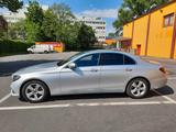 Mercedes-Benz E 220 d ,AVANTGARDE,Wippe,9 Gang Autm. - Mercedes-Benz E 220 Gebrauchtwagen in Hamburg