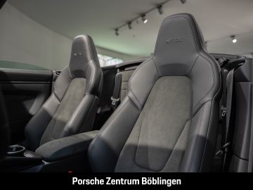 Porsche 992 - 6