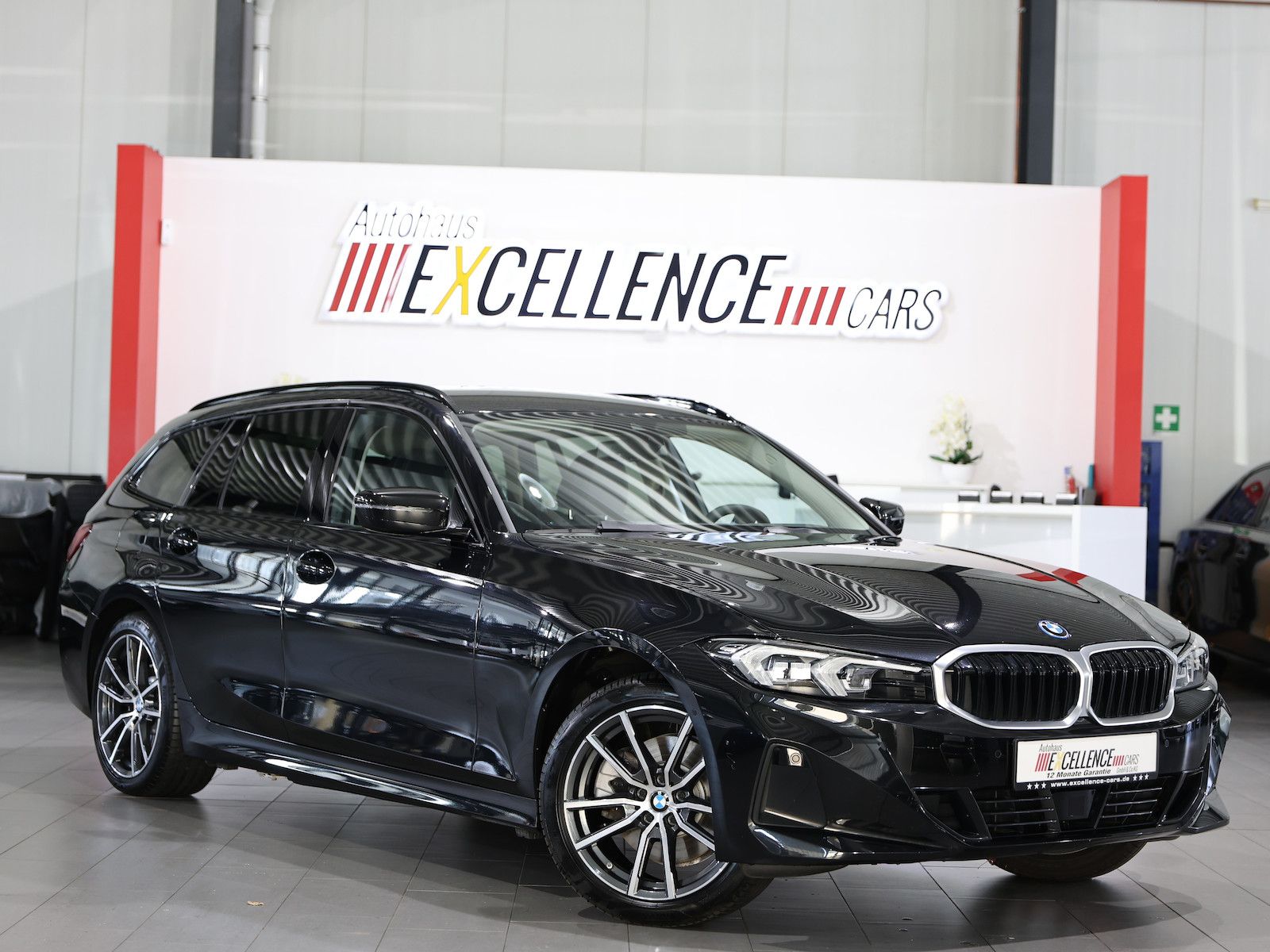 BMW 330e Touring GUIDANCE MD26 SPORT-VOLL-LEDER foto 1