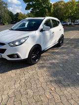 Hyundai ix35 2.0 CRDi 135 kW Premium 4WD Automatik P... - Hyundai ix35 in Bielefeld