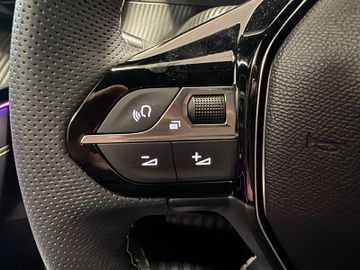 Peugeot 208 Hybrid 145 GT e-Sitz+Alcantara+360 Grad