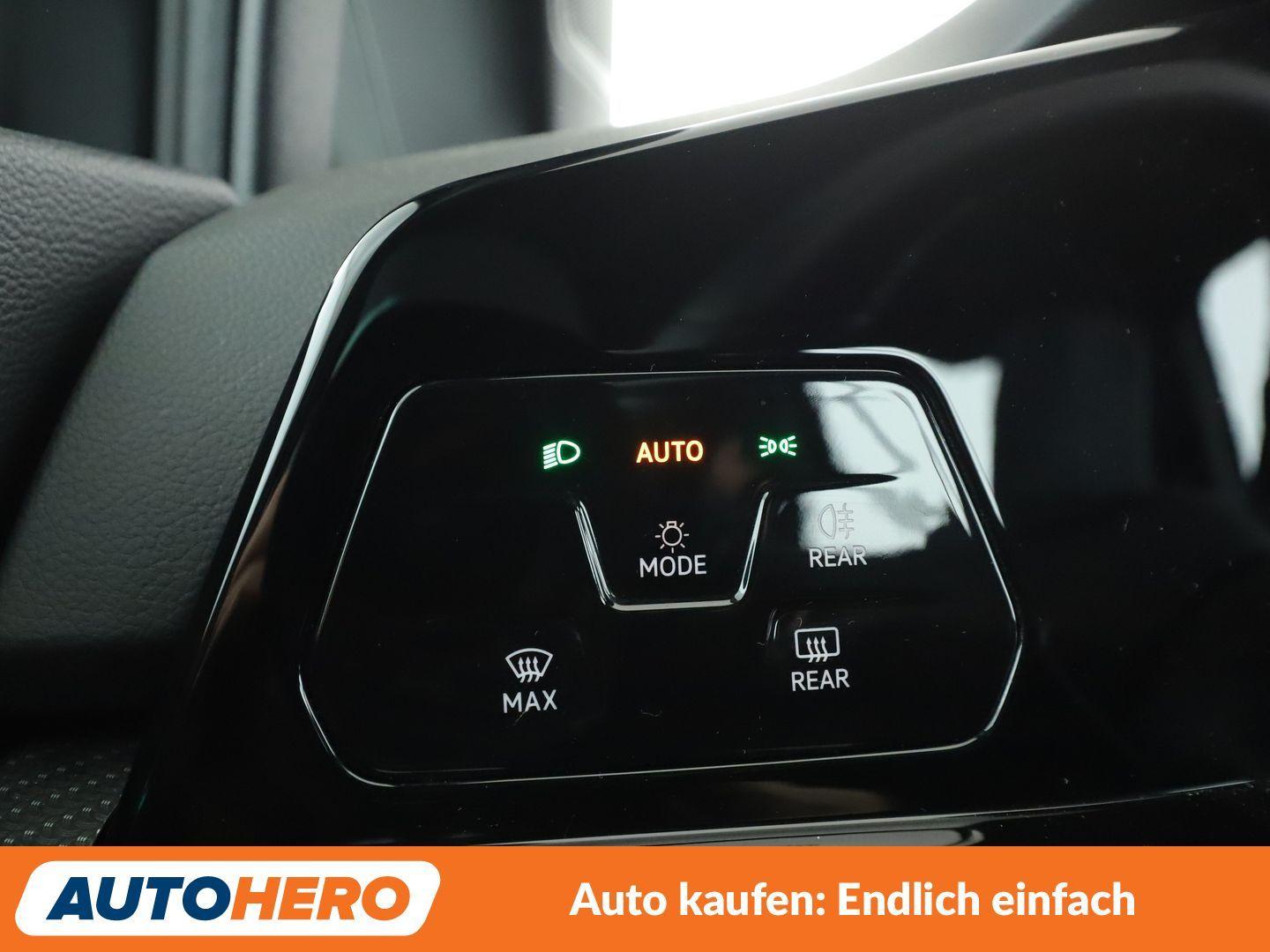 Volkswagen Golf VIII 1.5 eTSI ACT R-Line, миниатюра 27