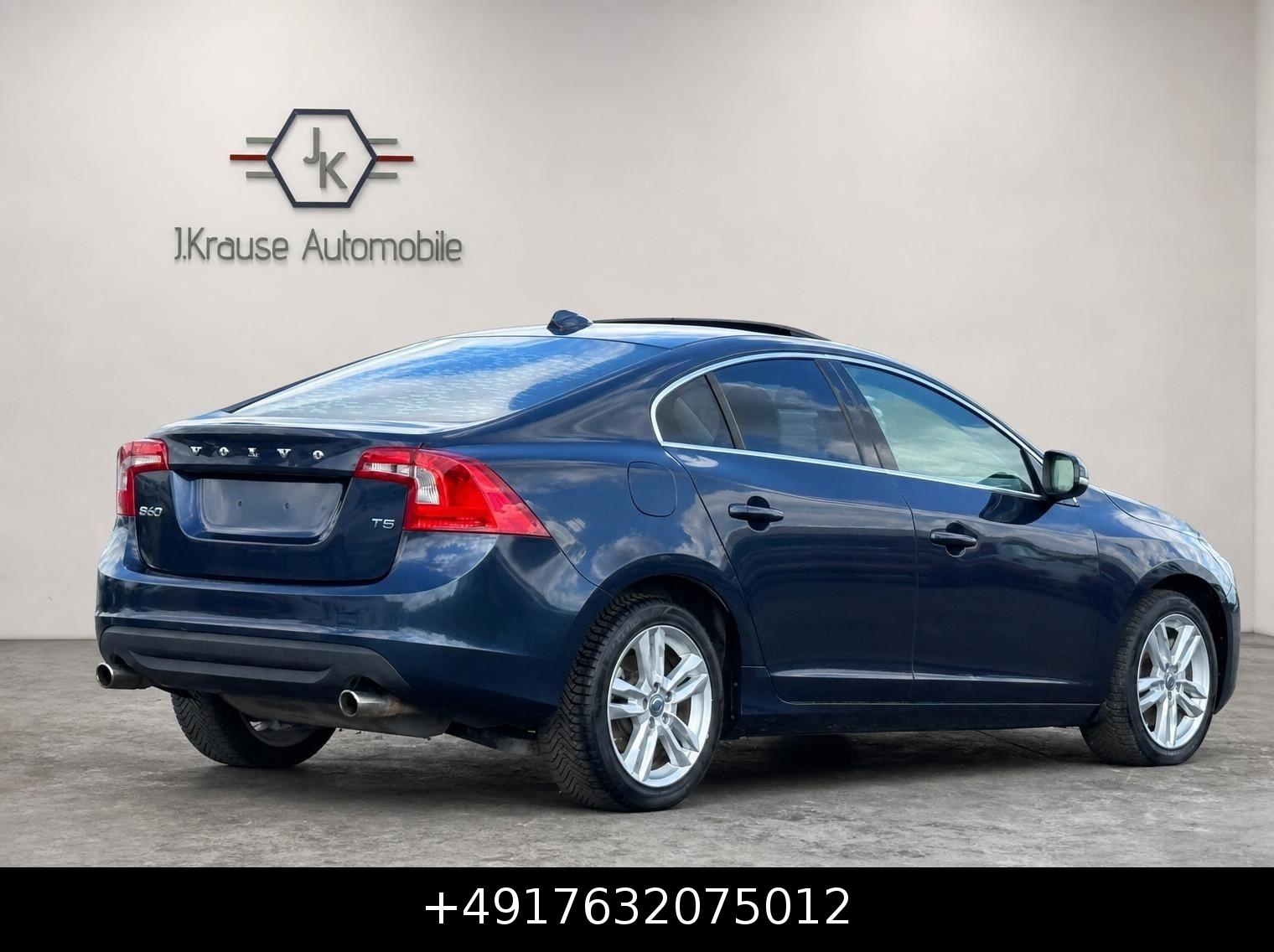 Volvo S60 T5 2.5 Turbo 254 ch BVA – Summum – Cuir – Toit ouvrant – 86 771 km