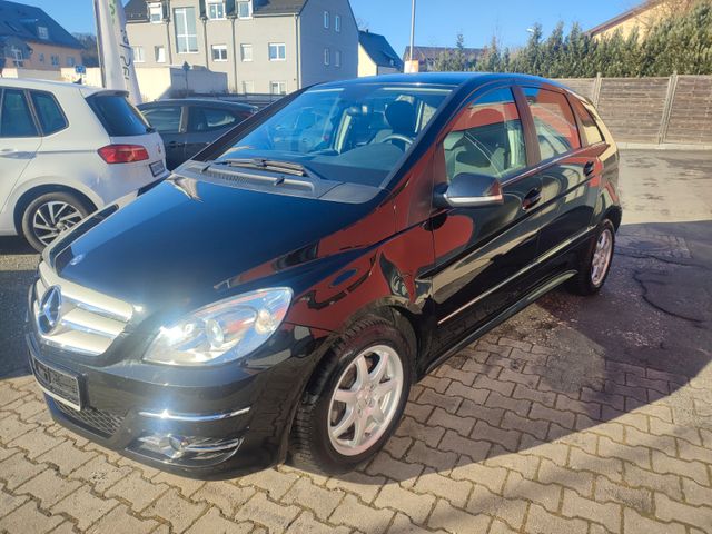 Mercedes-Benz B 200 Sport Edition SHZ/NAVI/PDC/ TOP!