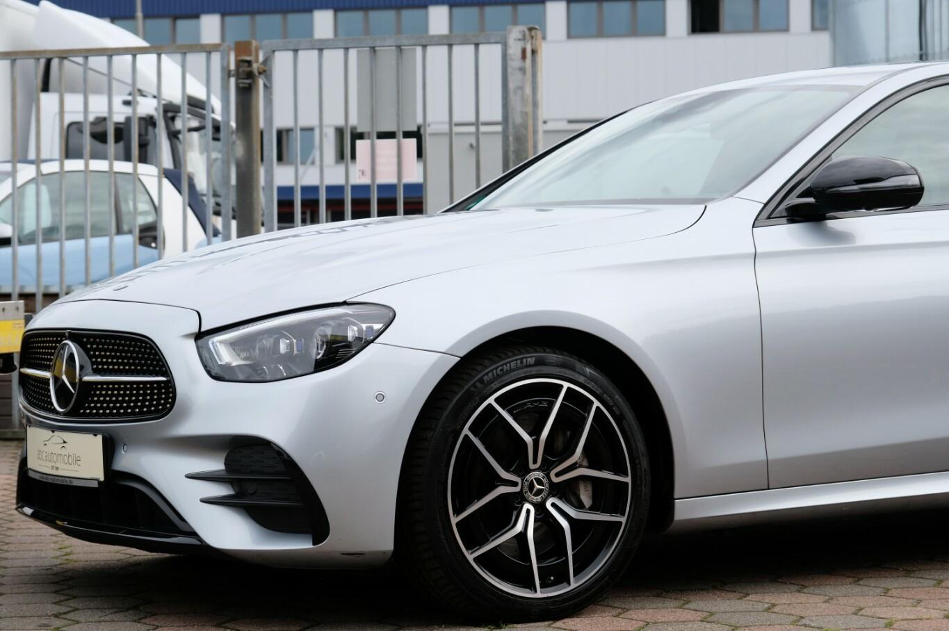 Mercedes-Benz E 400 d 4M AMG HUD Airmatic Standheizung S-Dach