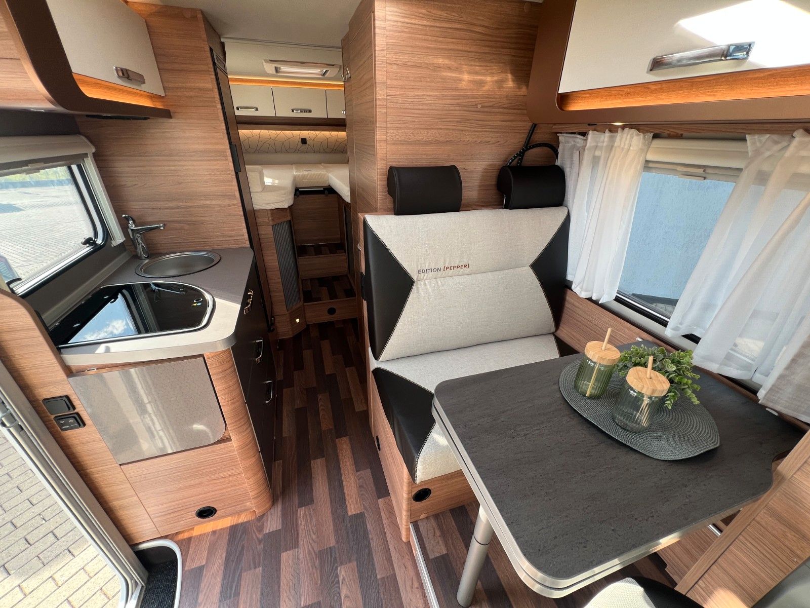 Fahrzeugabbildung Weinsberg CaraCompact Edition Pepper 600 MEG