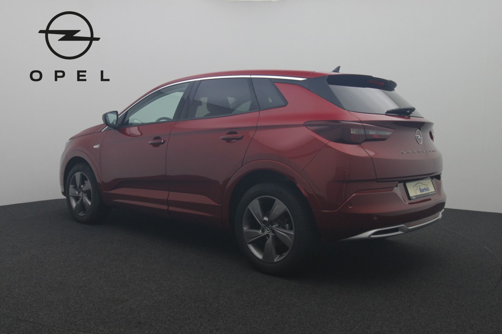 Fahrzeugabbildung Opel Grandland X 1.2 Elegance