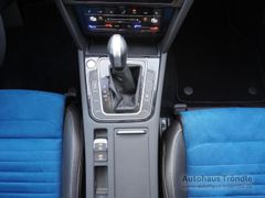 VW Passat Variant Elegance 2.0 TDI DSG Bluetooth