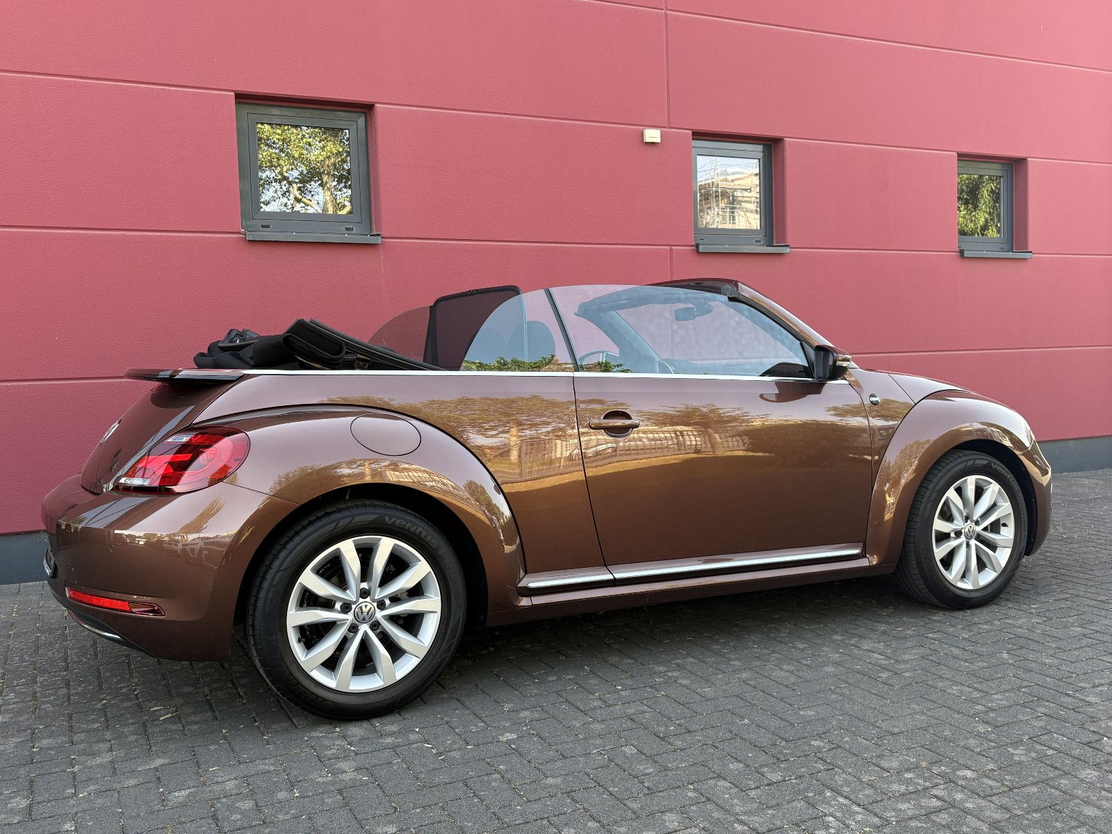 Volkswagen BEETLE CABRIO 1.2 TSI BMT SONDERMODELL SOUND TOP foto 4