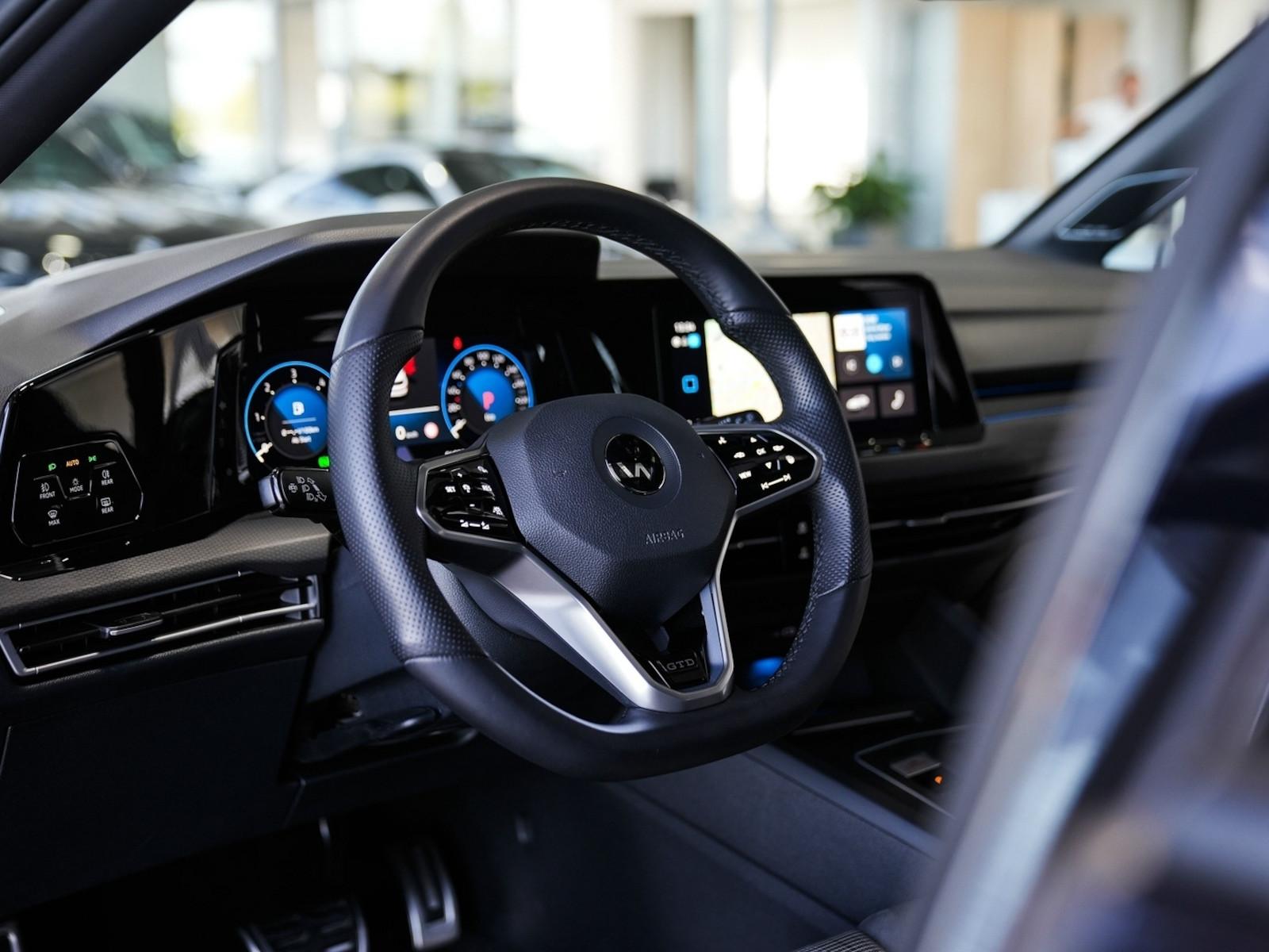 Volkswagen Golf 2.0 TDI GTD 19LM Panorama Matrix Harman, миниатюра 26